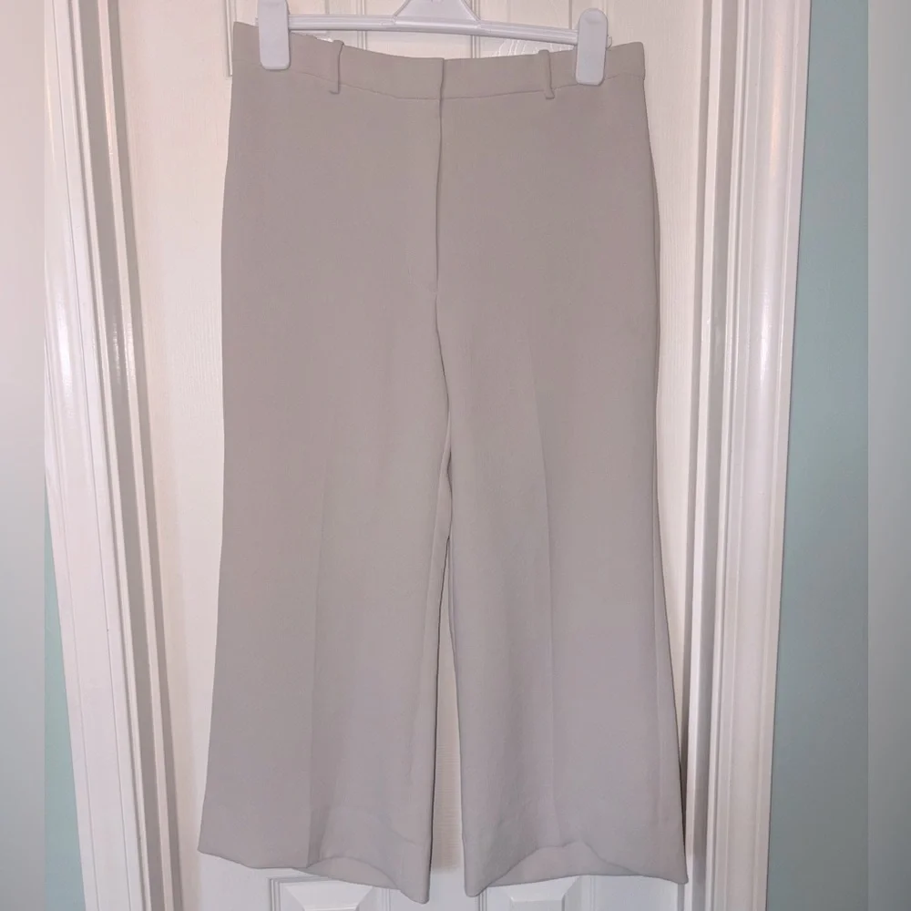 Aritzia Effortless Wilfred Cropped Crepette pant - Picture 2 of 5